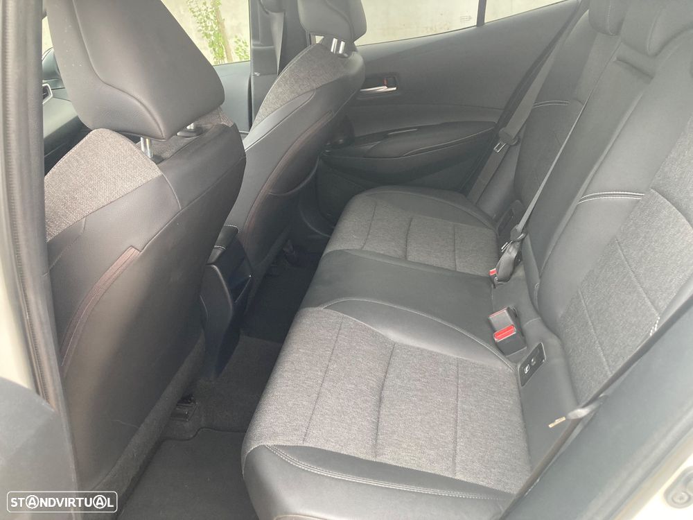 Toyota Corolla - 15
