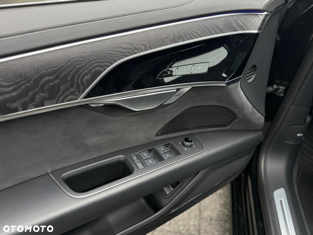 Audi A8 - 19