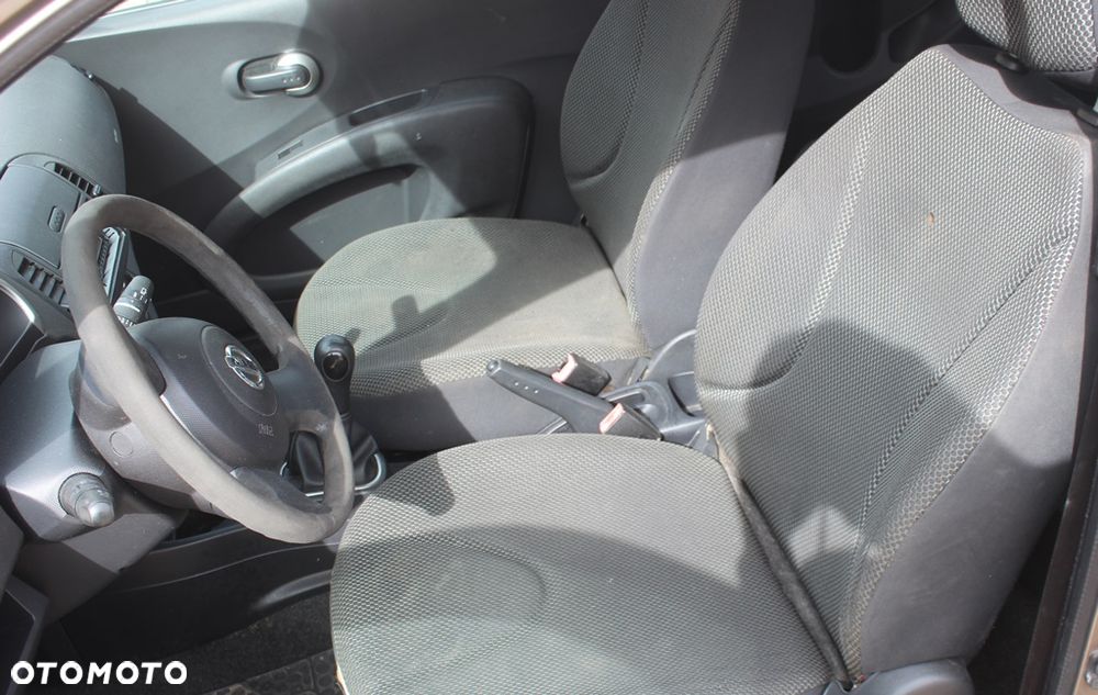 Nissan Micra - 6