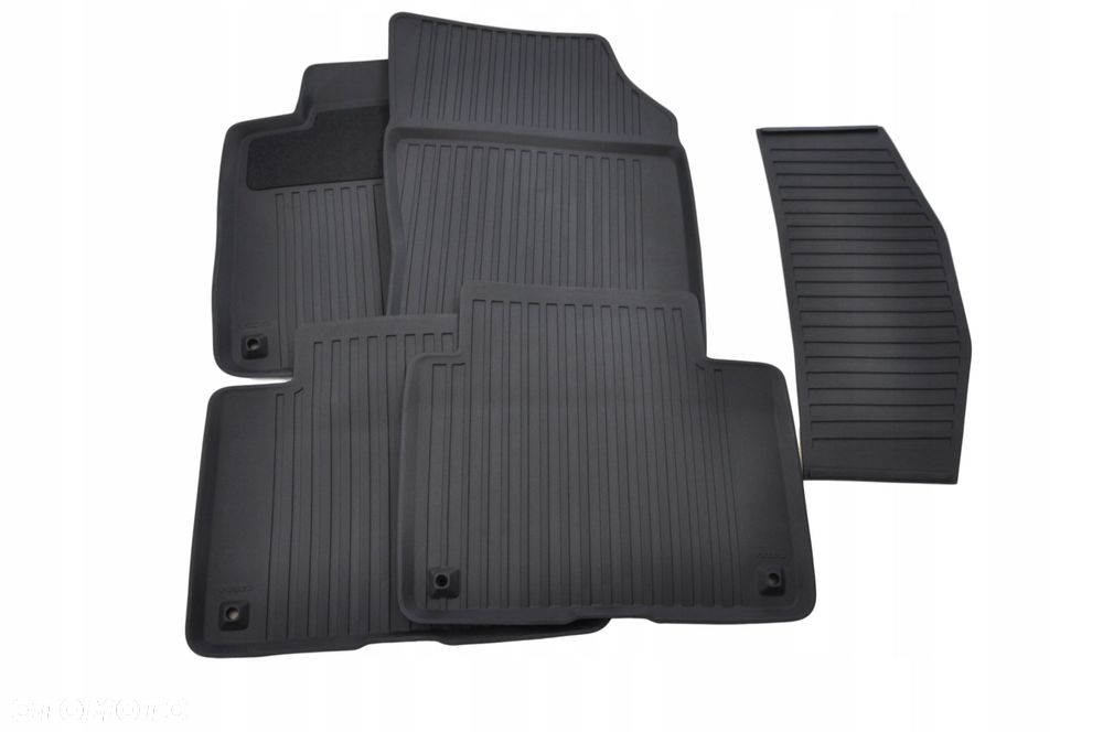 VOLVO S90 V90 V90CC oryginalne dywaniki gumowe komplet 5 sztuk OE 32332366 39841629 31693670 - 2
