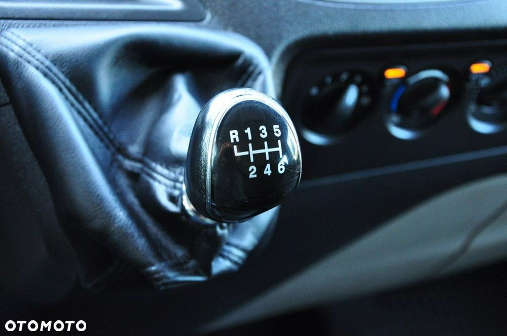 Ford Transit Custom L2H1 PKW VA Trend - 33