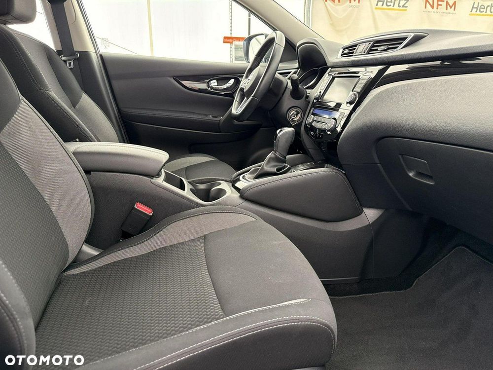 Nissan Qashqai - 23