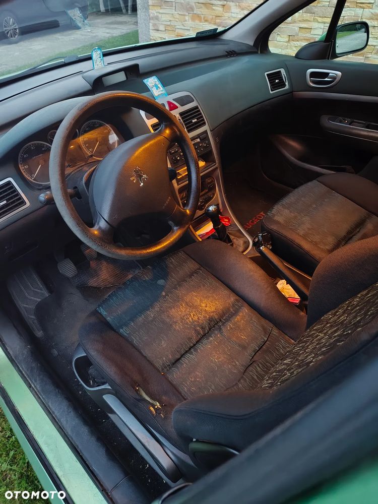 Peugeot 307 - 4