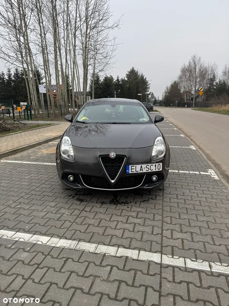 Alfa Romeo Giulietta - 8
