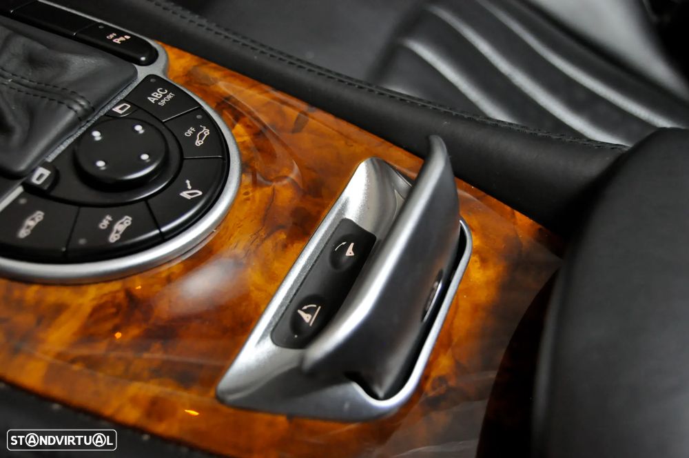 Mercedes-Benz SL 65 AMG Standard - 23