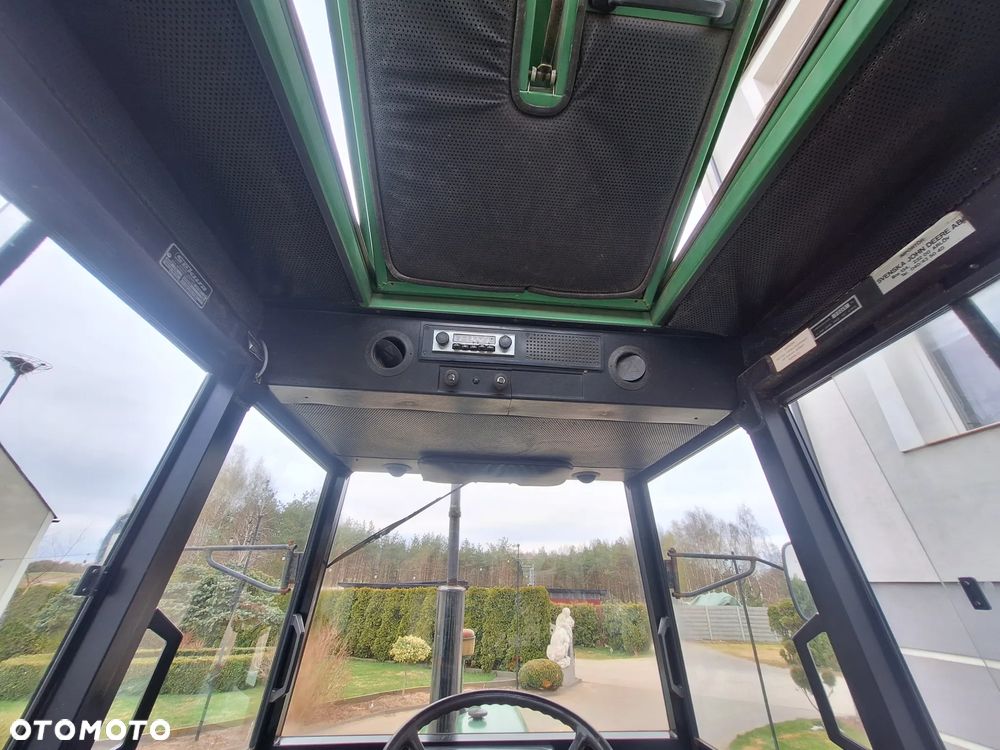 John Deere 2130 - 19