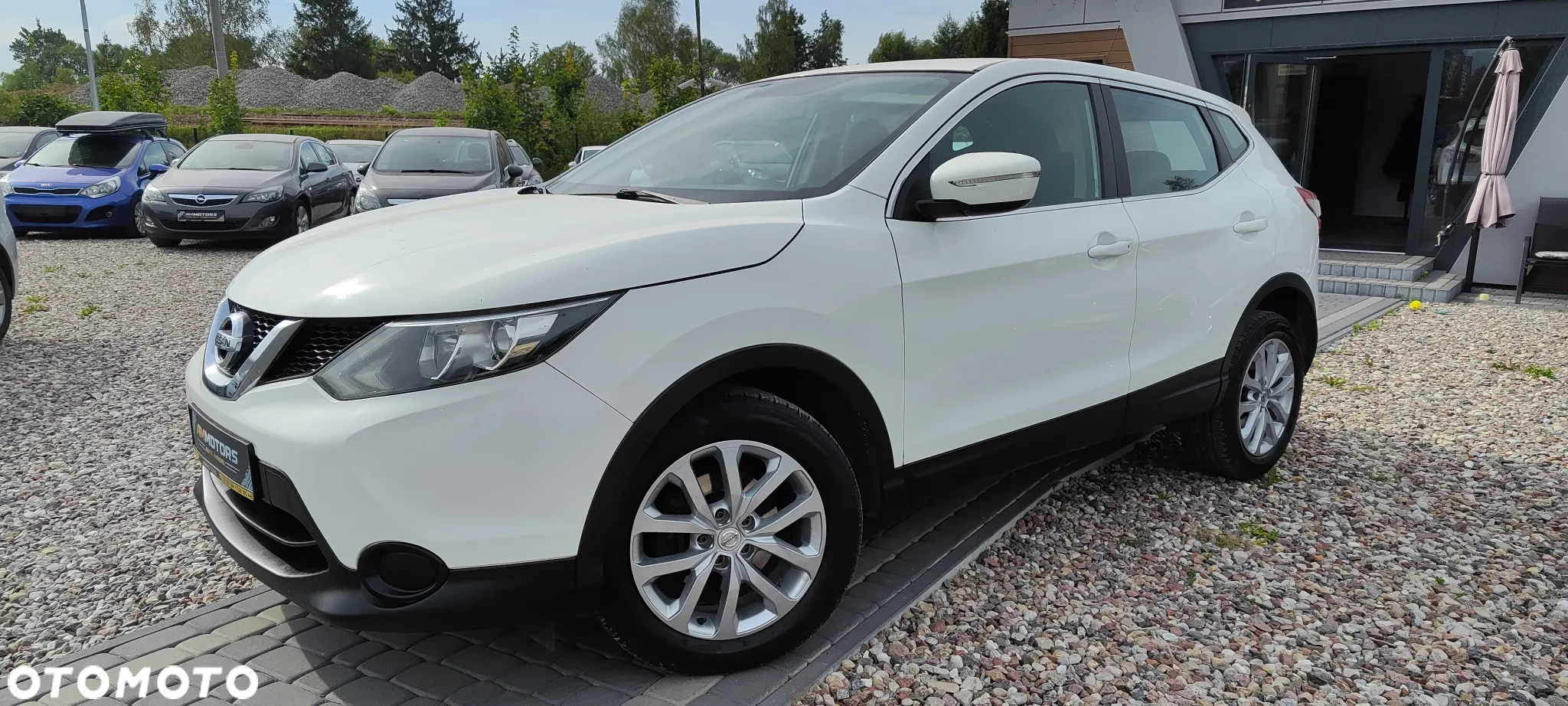 Nissan Qashqai - 2