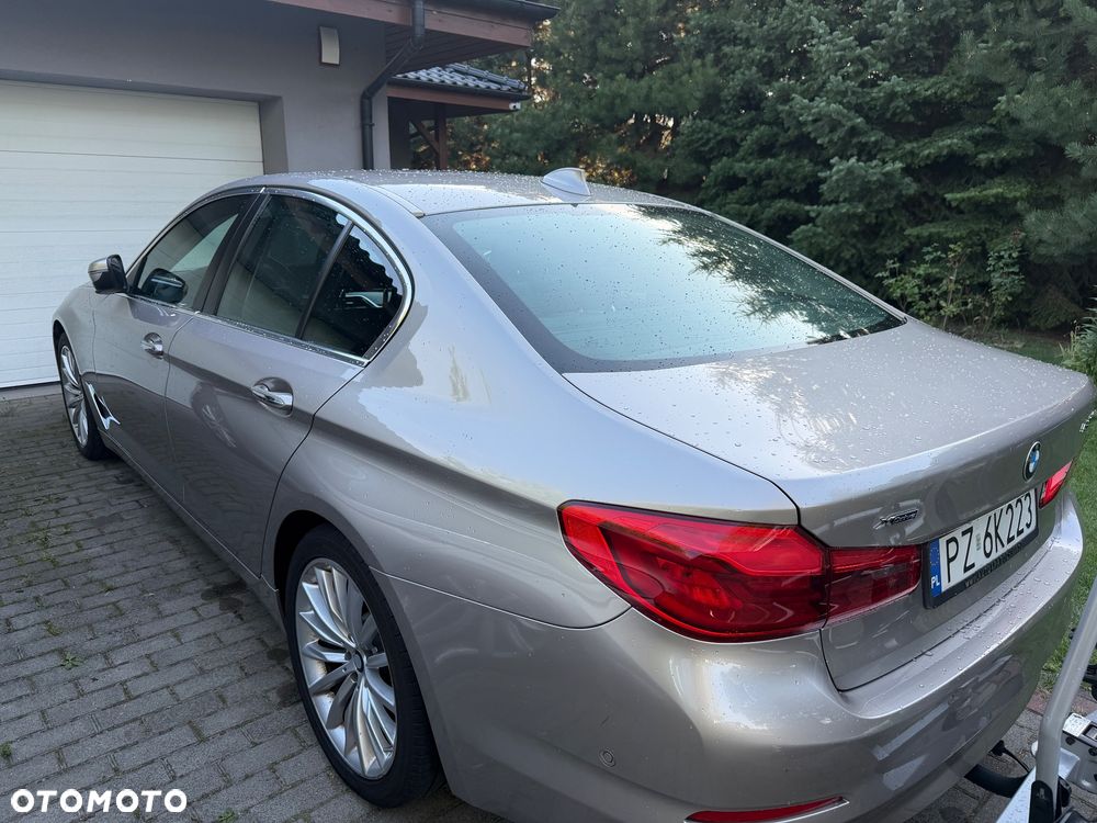 BMW Seria 5 2018 photo 4