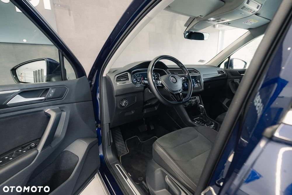 Volkswagen Tiguan - 10