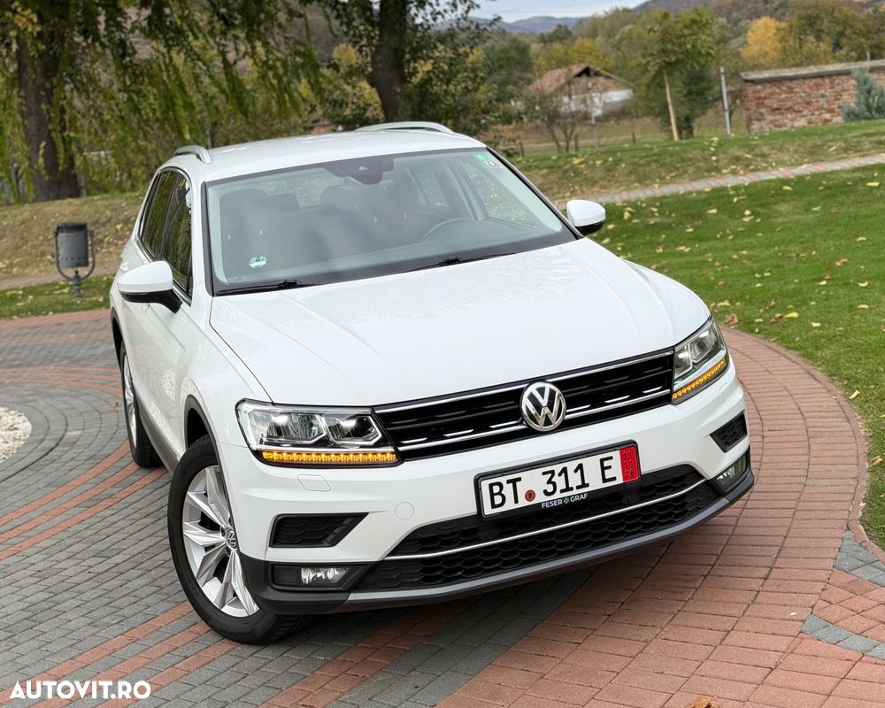 Volkswagen Tiguan - 2