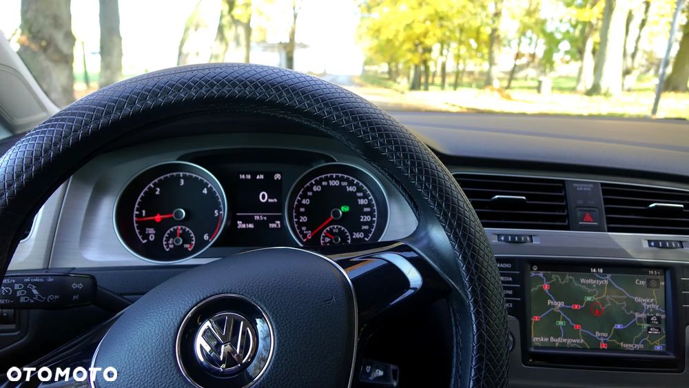 Volkswagen Golf 1.6 BlueTDI DSG Comfortline - 16