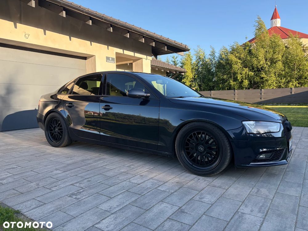 Audi A4 Limousine - 6