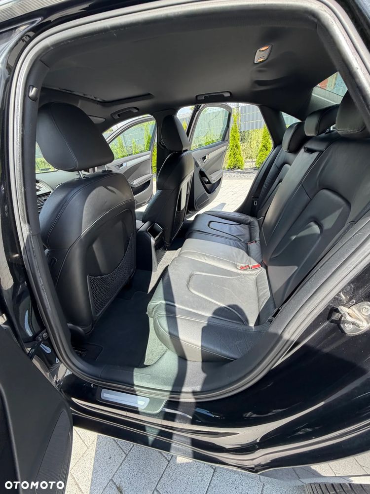 Audi A4 Limousine - 9