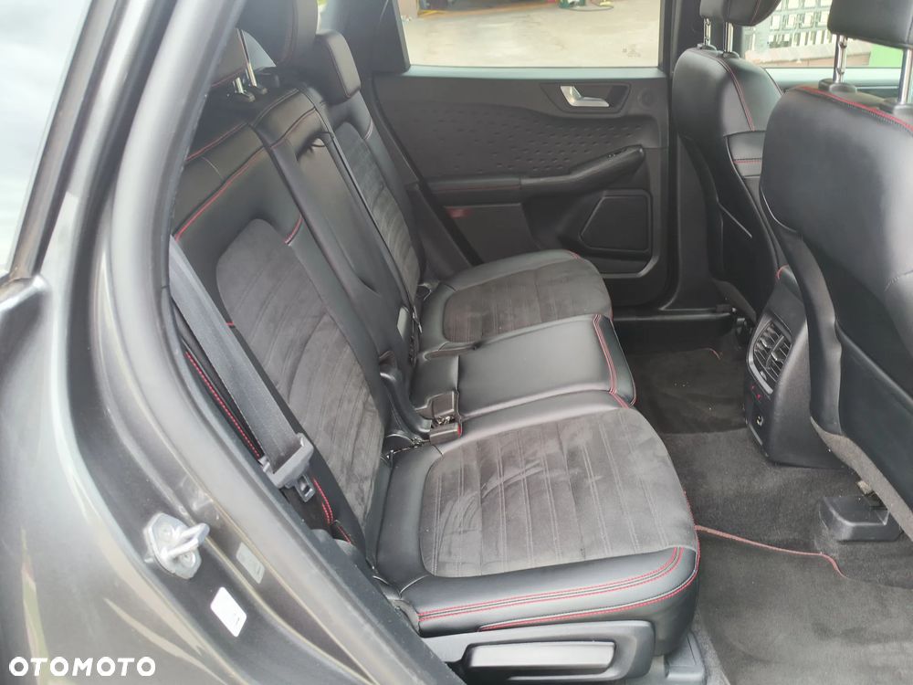 Ford Kuga 2.0 EcoBlue 4x4 ST-LINE X - 8