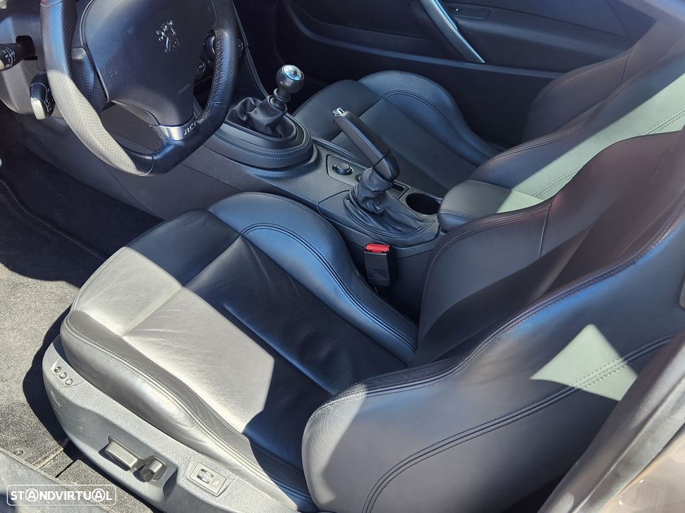 Peugeot RCZ 1.6 THP - 27