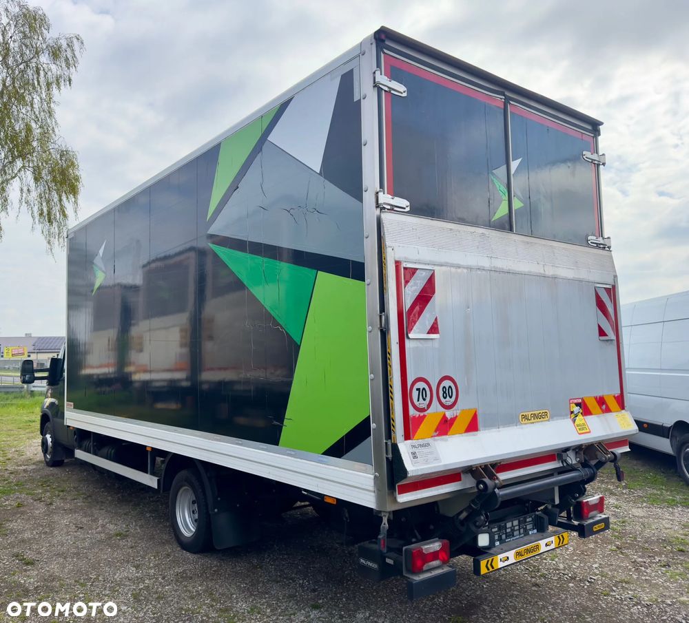 Iveco 70C18, WINDA ,14 EP, SALON PL ,Kontener, Bezwypadkowy ,7,2 T , 3.0 , Spanie z tyłu x2 - 17