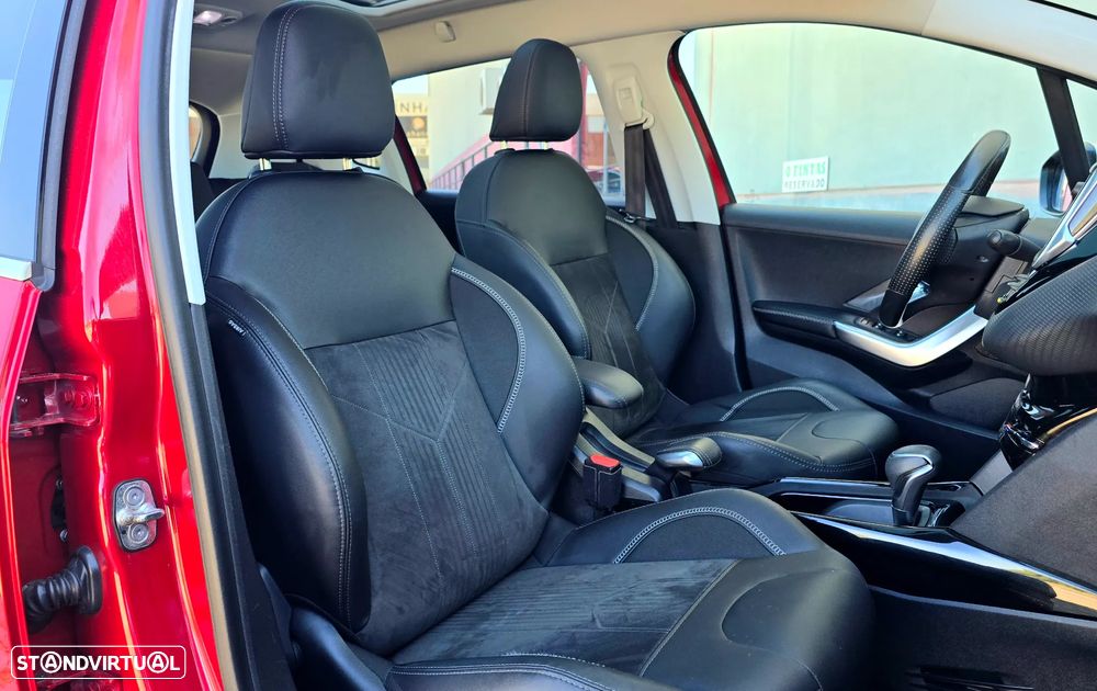 Peugeot 2008 PureTech 110 Stop&Start EAT6 Crossway - 27