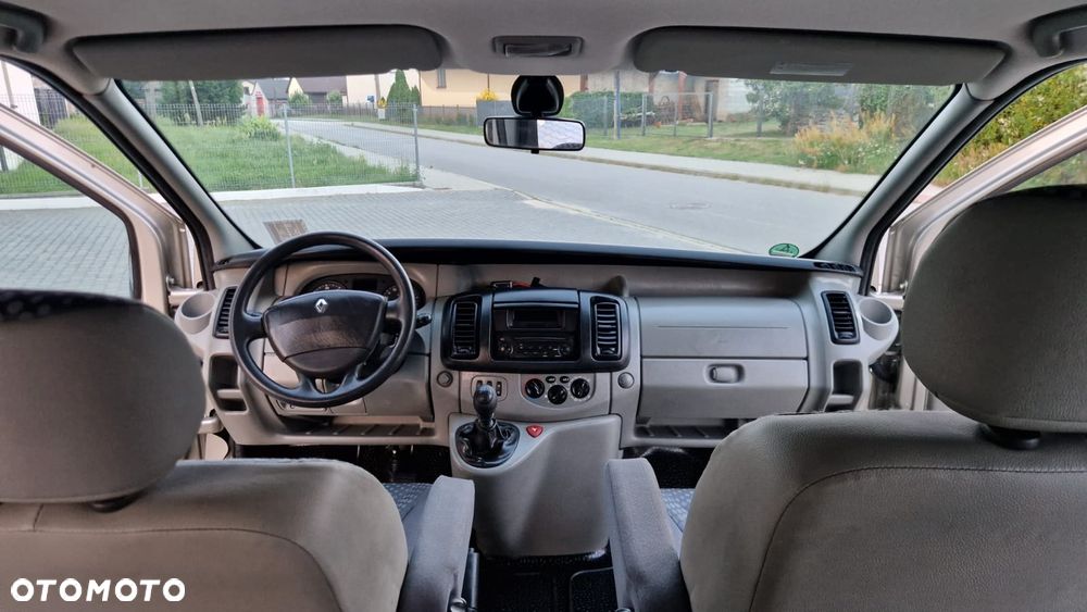 Renault Trafic - 21
