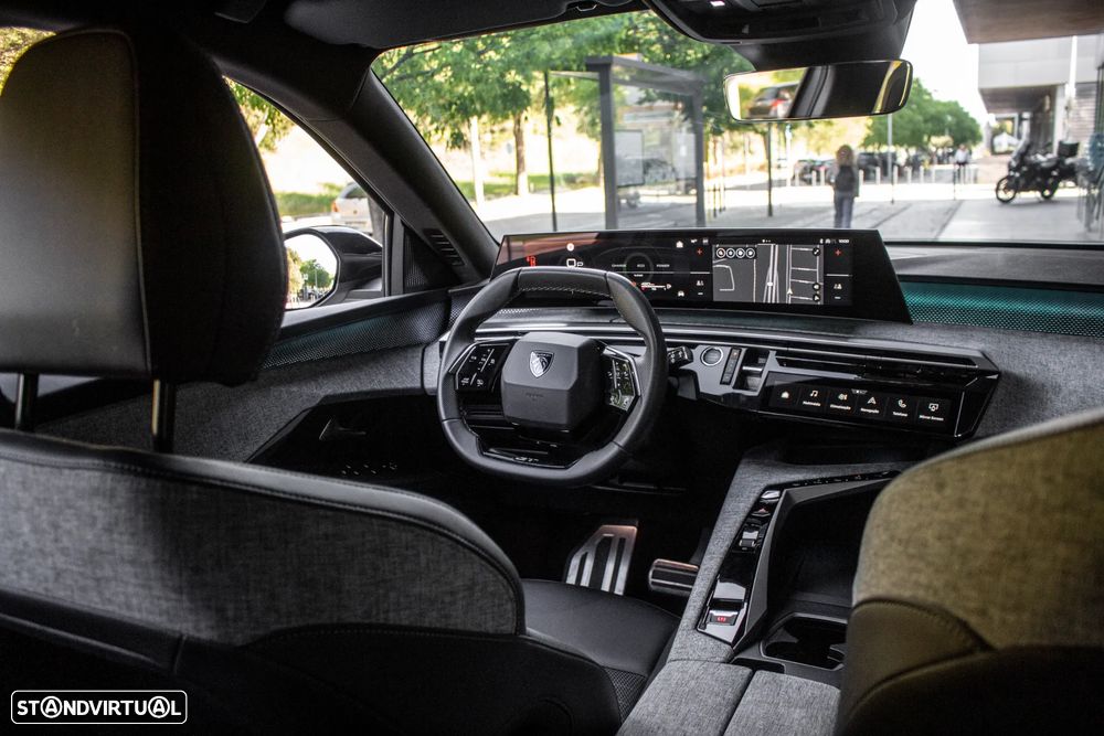 Peugeot 5008 Hybrid 136 e-DSC6 GT - 34