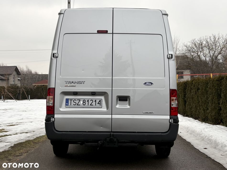 Ford Transit - 12
