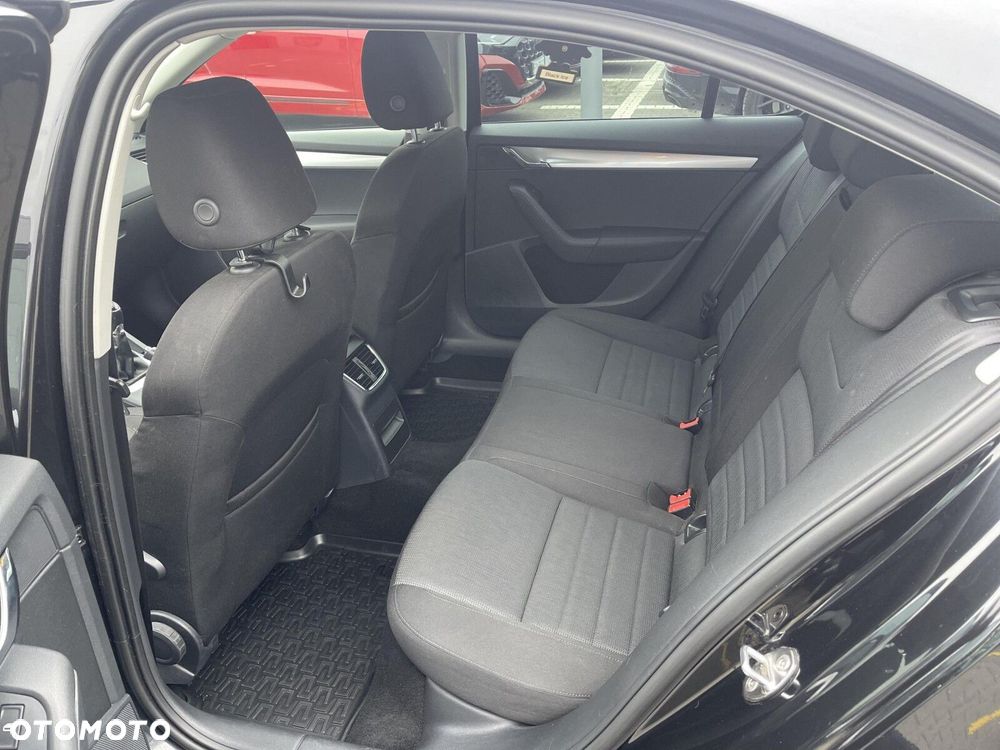 Skoda Octavia - 16