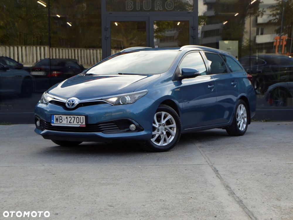 Toyota Auris Hybrid 135 Comfort - 2