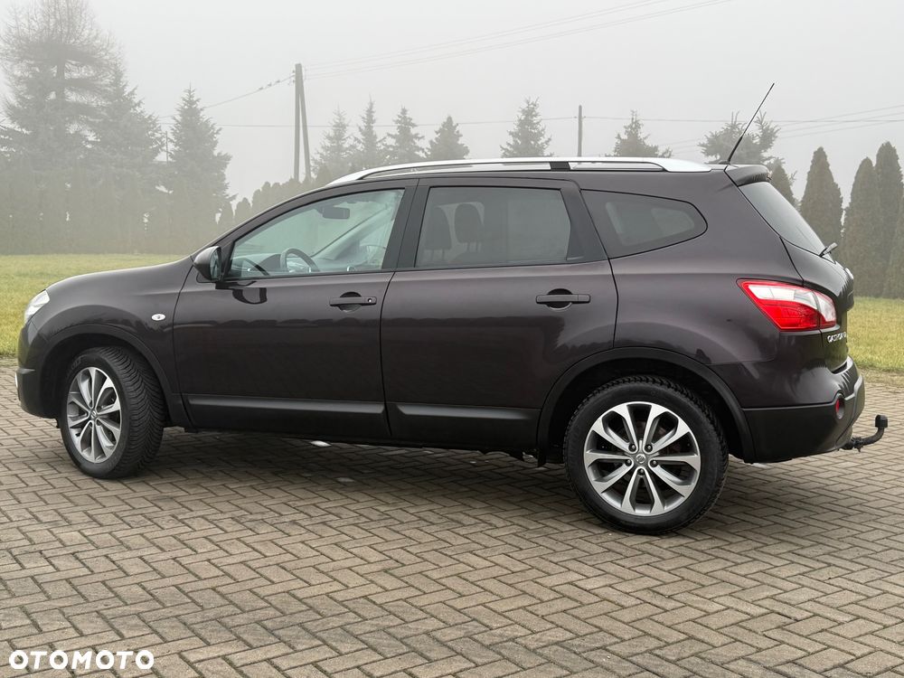 Nissan Qashqai+2 - 5