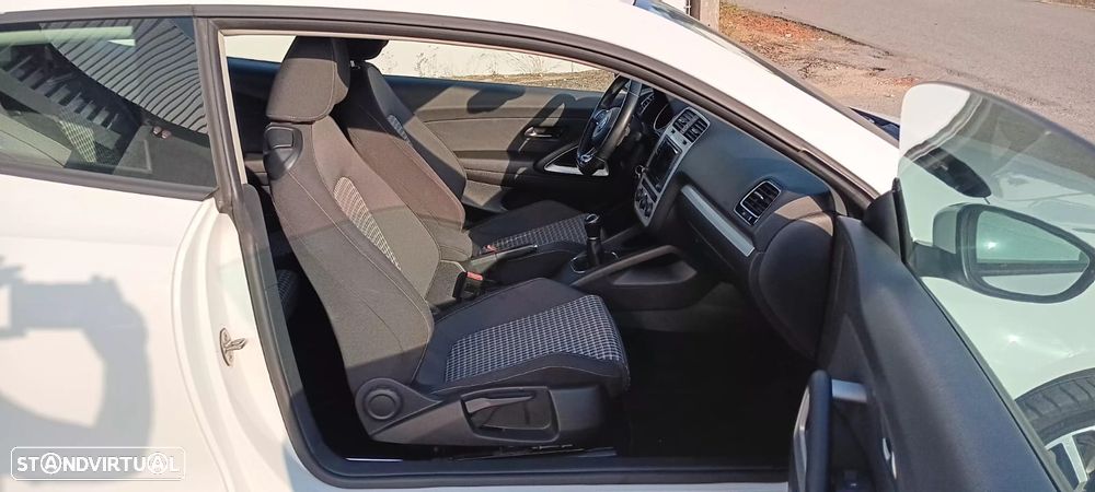 VW Scirocco 2.0 TDI Sport - 15