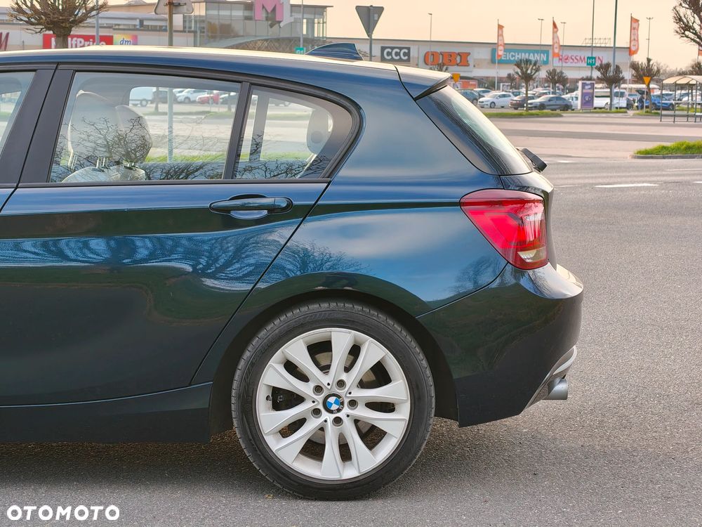 BMW Seria 1 - 30