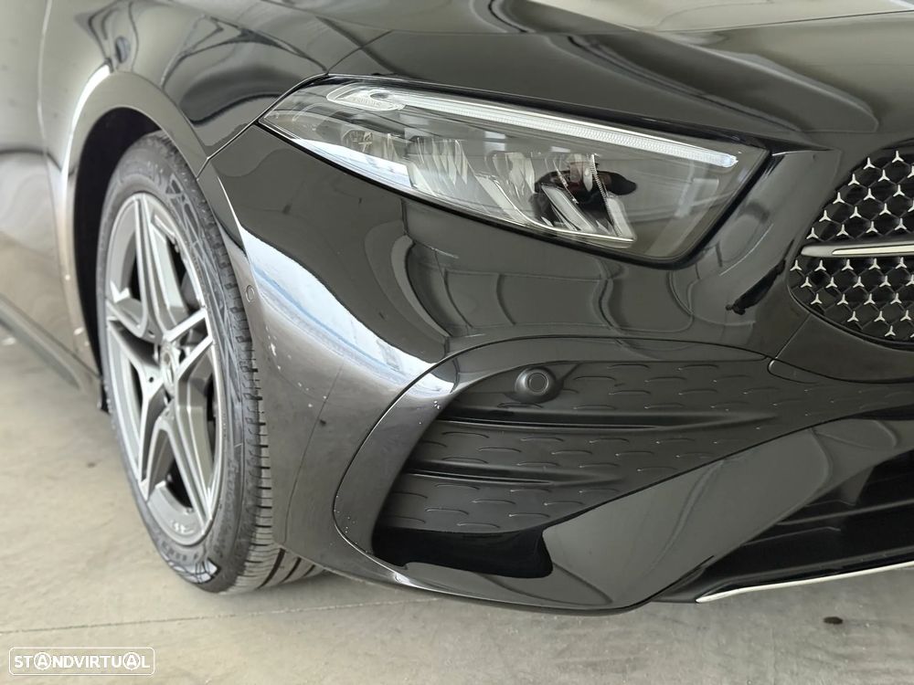 Mercedes-Benz A 180 7G-DCT AMG Line - 48