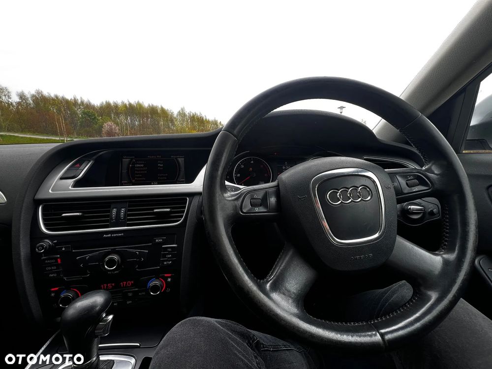 Audi A4 Limousine - 6