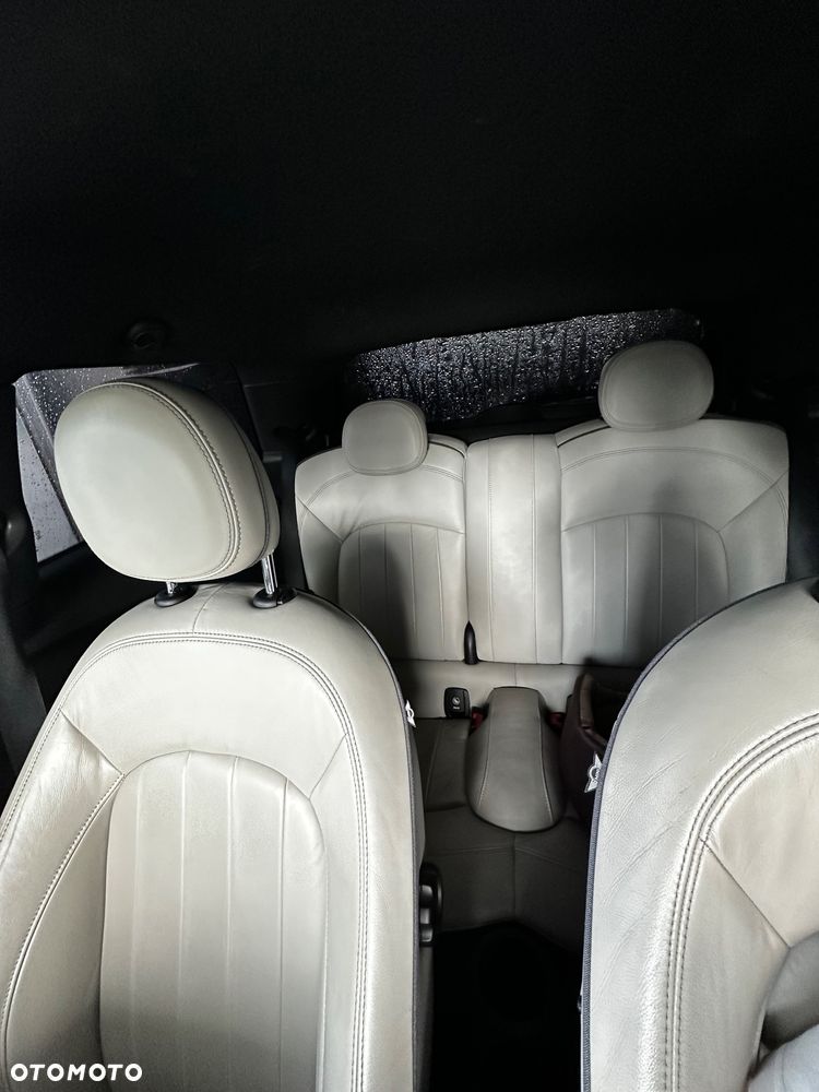 MINI Cooper Standard - 16