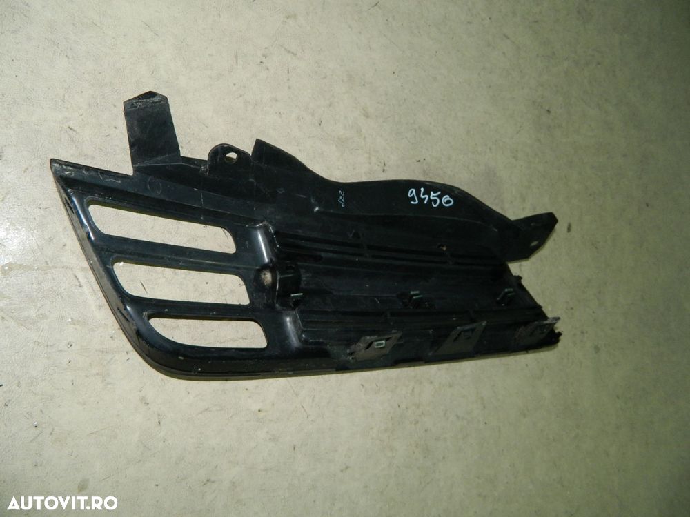 Grila radiator partea stanga, Nissan Micra, 2003, 2004, 2005, 2006,, 62330-AX600 - 5