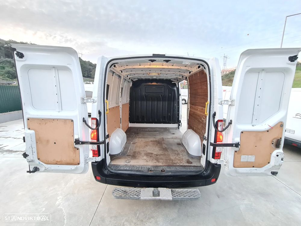 Renault Master 2.3Dci L1H1 *Ac/ Sensores/ com IVA DEDUTÍVEL - 42