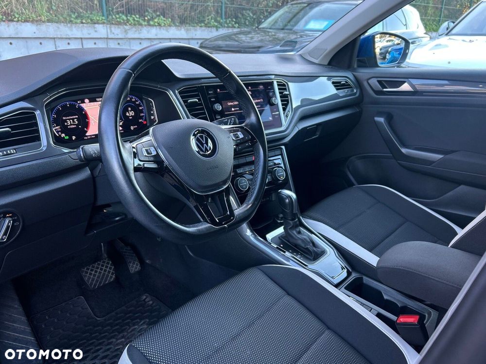 Volkswagen T-Roc - 9