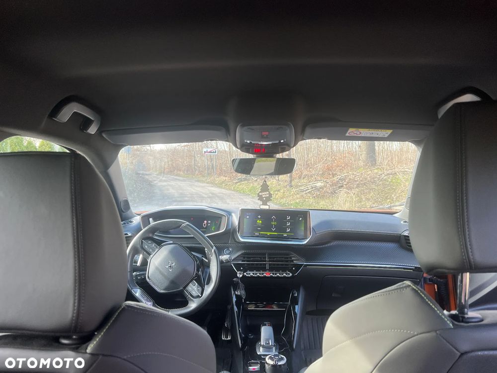 Peugeot 2008 PureTech 155 EAT8 GT - 10