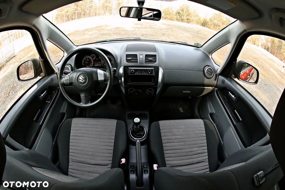 Suzuki SX4 2.0 DDiS 4x4 Style - 10