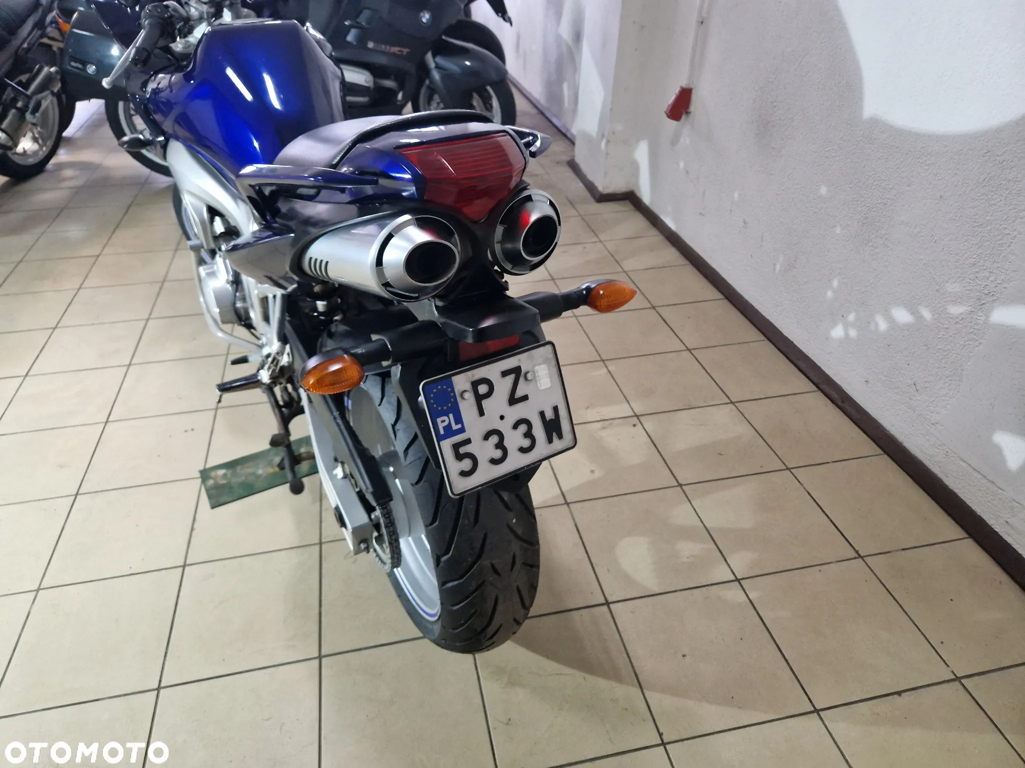 Yamaha FZ6 - 12