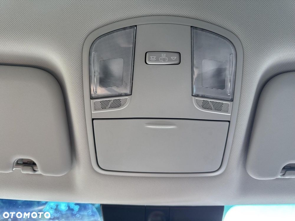 Hyundai i30 1.5 DPI Classic + - 25