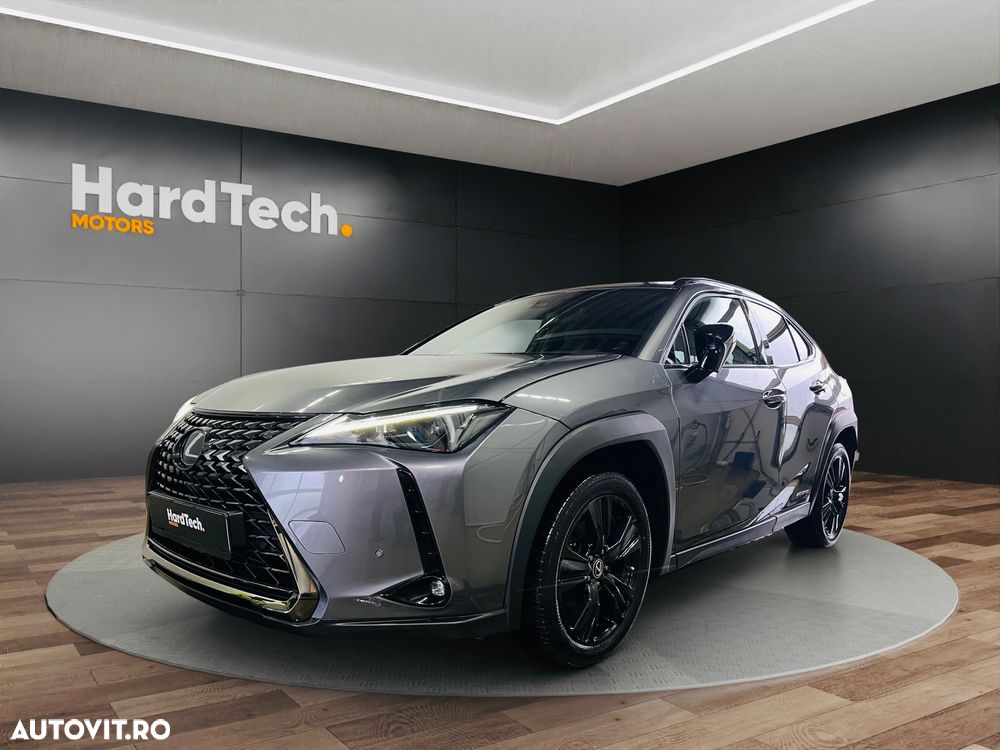 Lexus UX 250h FWD Executive - 3