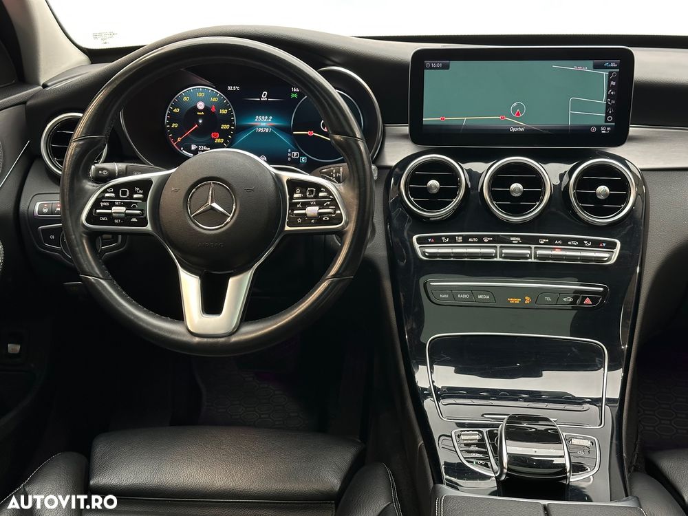 Mercedes-Benz C 300 d 4Matic 9G-TRONIC Avantgarde - 9