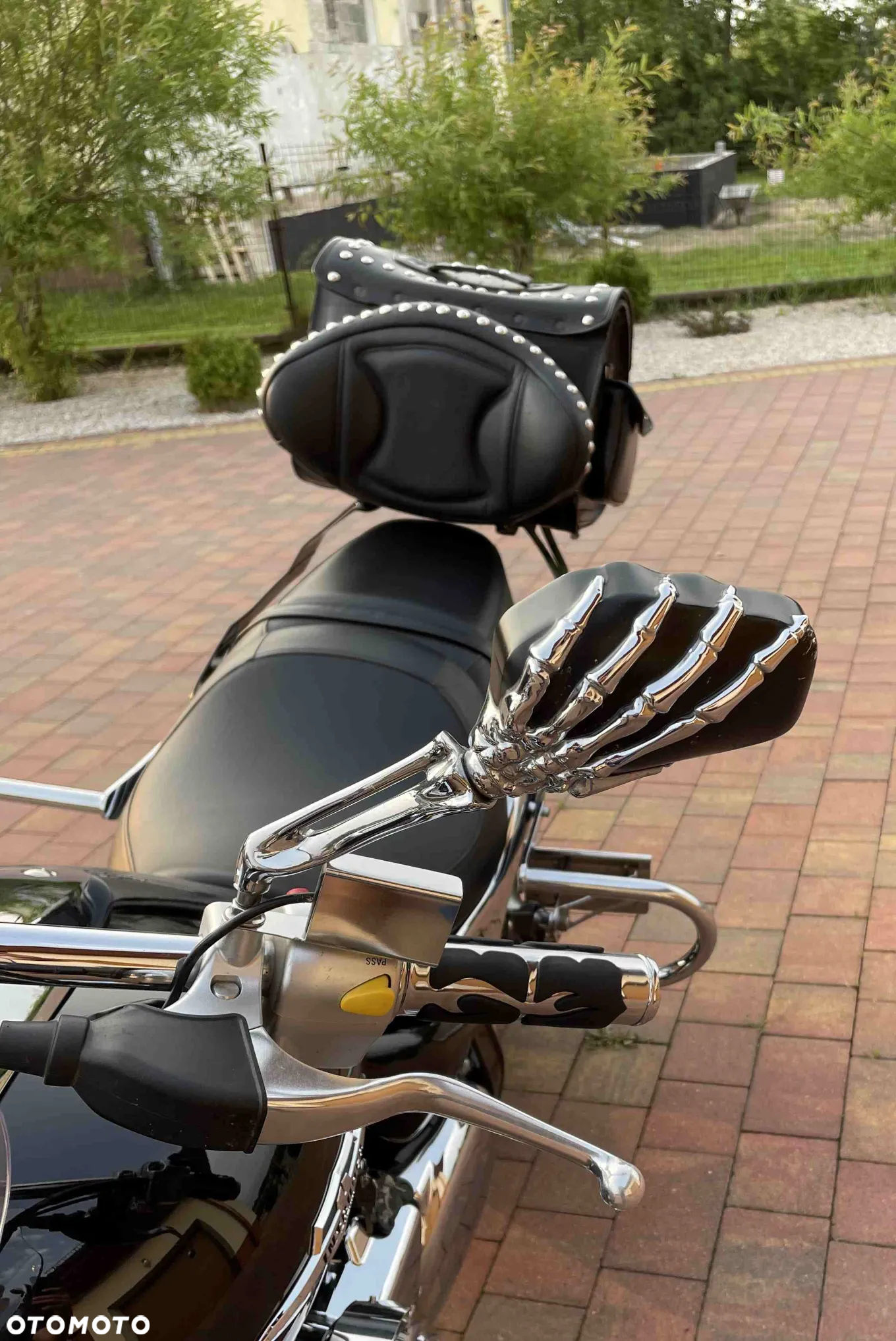 Suzuki Intruder - 7