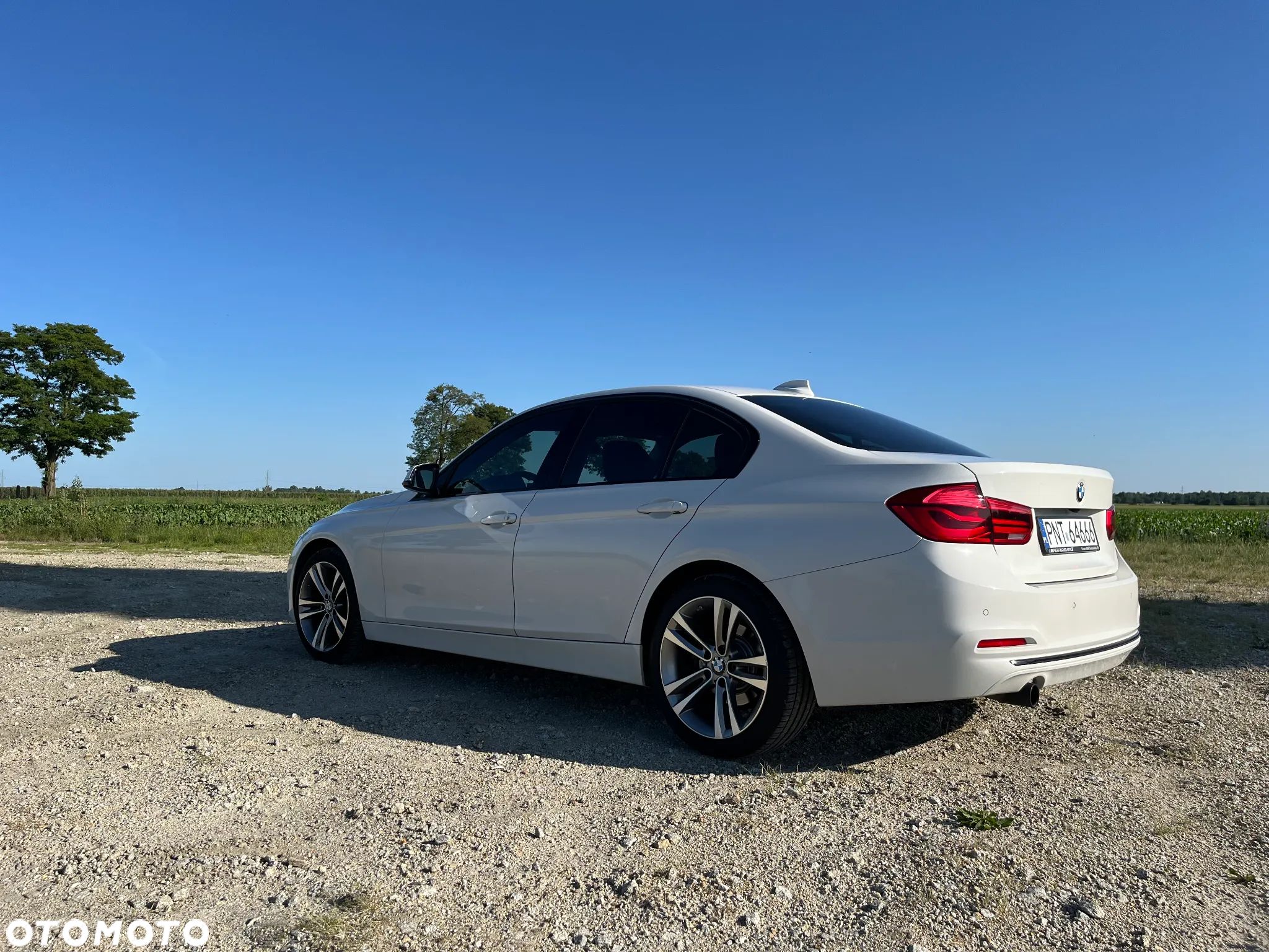 BMW Seria 3 320i - 1