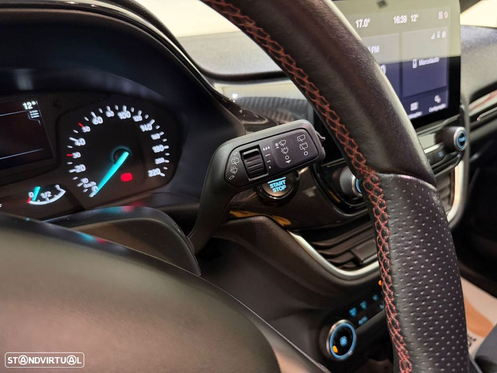 Ford Fiesta 1.0 EcoBoost ST-Line - 23