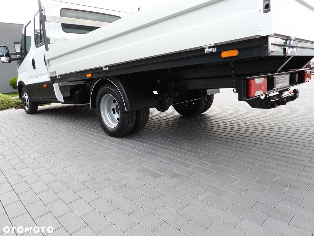Iveco DAILY 35C17 SKRZYNIA PODWÓJNA KABINA DOKA 7 MIEJSC TEMPOMAT BLIŹNIACZE KOŁA KLIMATYZACJA  170KM - 16