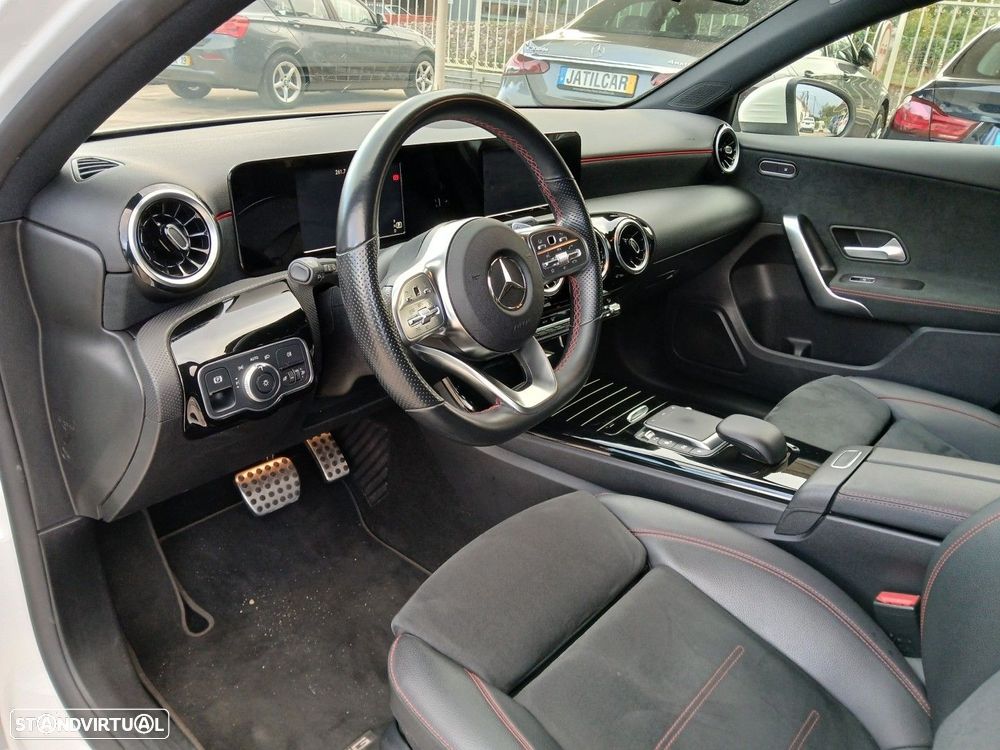 Mercedes-Benz A 200 d 4Matic 8G-DCT AMG Line - 21
