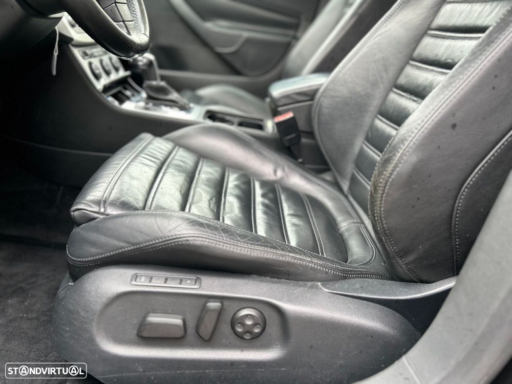 VW Passat Variant 2.0 TDi Highline DSG - 20