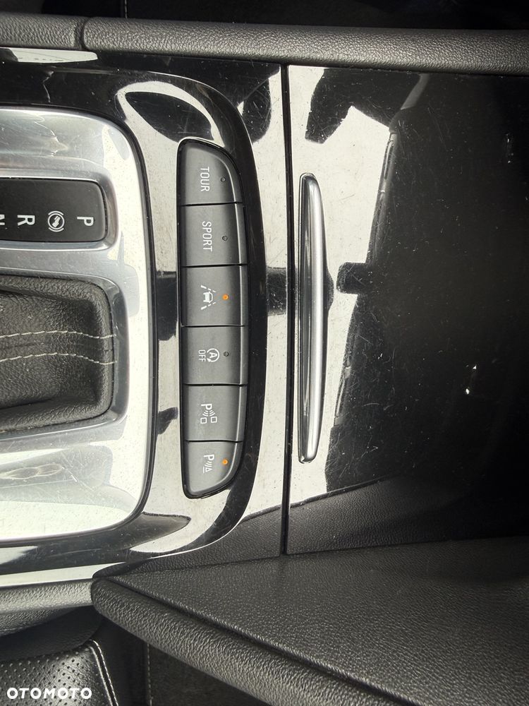 Opel Insignia 2.0 Direct Inj Trb 4x4 Business Innovation - 24