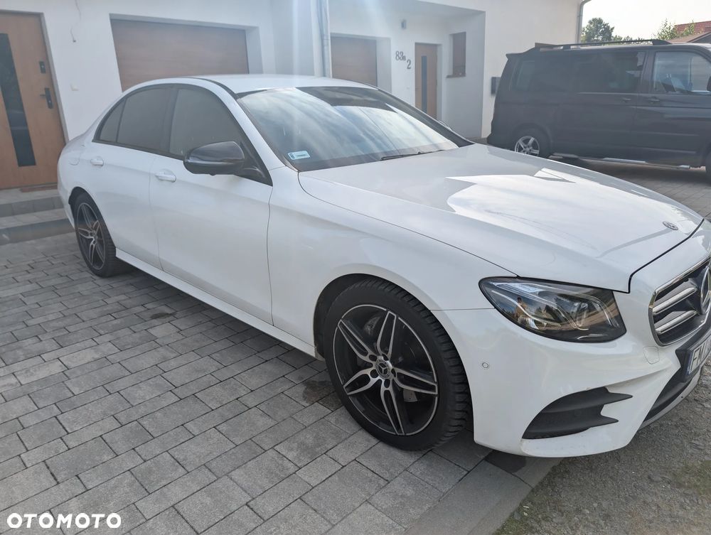 Mercedes-Benz Klasa E 220 d 9G-TRONIC - 4