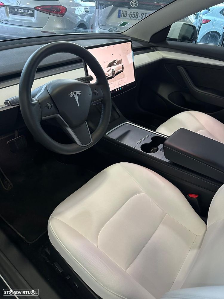 Tesla Model 3 Long Range RWD - 9